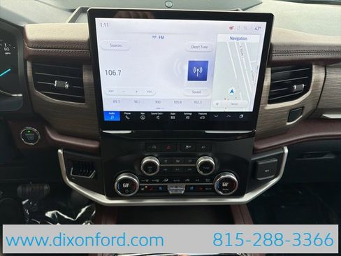 Used 2024 Ford Expedition Limited image 12