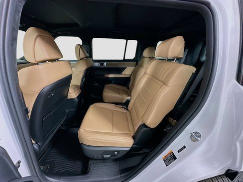 New 2026 Hyundai Santa Fe Calligraphy FWD image 17