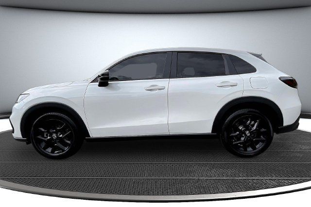 Certified 2024 Honda HR-V Sport image 8
