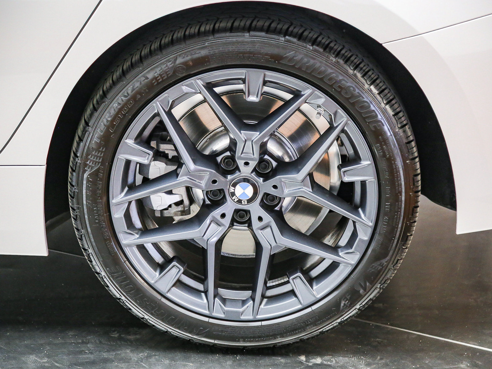 Used 2026 BMW 330i Sedan w/ Premium Package RWD image 11