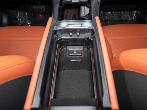 New 2026 Mercedes-Benz GLC 300 image 21