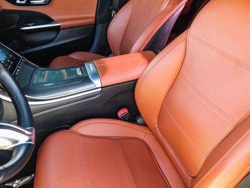 Used 2022 Mercedes-Benz C 300 Sedan image 29