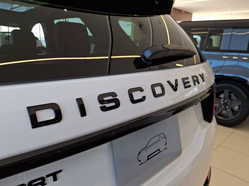 New 2026 Land Rover Discovery Sport Landmark image 21