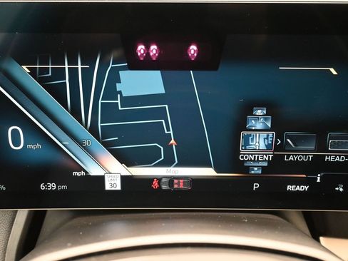 Used 2023 BMW iX xDrive50 w/ Sport Package image 12