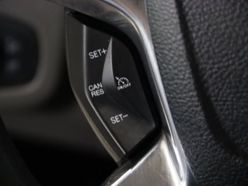 Used 2019 Ford Transit Connect XLT FWD image 16