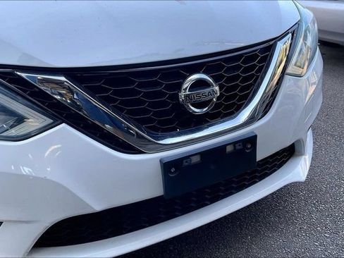 Used 2017 Nissan Sentra S FWD image 6