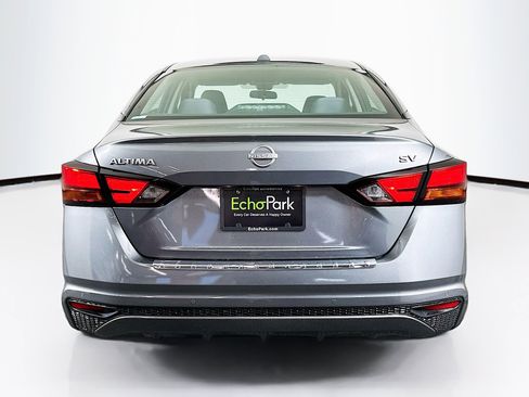 Used 2023 Nissan Altima 2.5 SV image 7