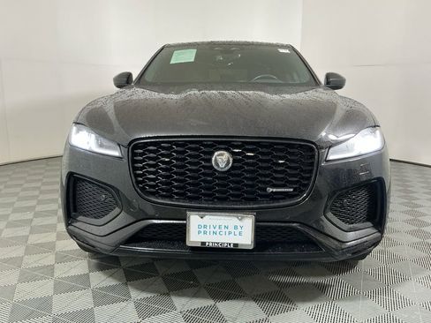 Used 2025 Jaguar F-PACE R-Dynamic S AWD/4WD image 3