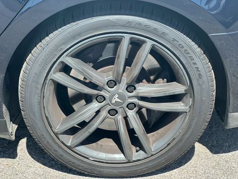 Used 2015 Tesla Model S 85D AWD/4WD image 30