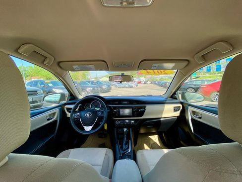 Used 2014 Toyota Corolla LE FWD image 13