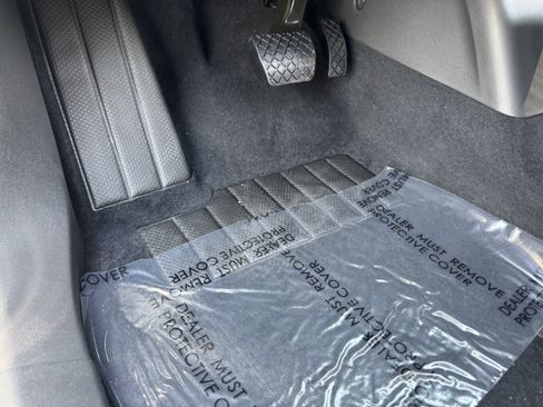 Certified 2023 Volkswagen ID.4 2WD image 17
