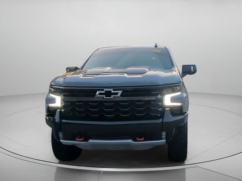 Used 2024 Chevrolet Silverado 1500 ZR2 w/ Technology Package AWD/4WD image 8