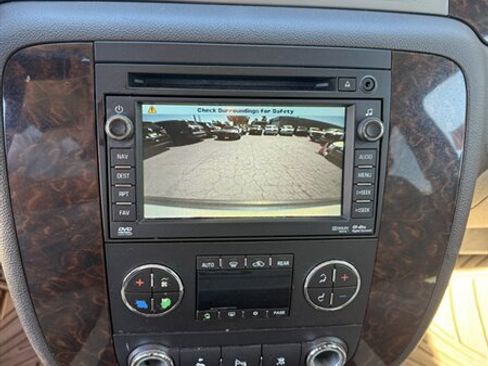 Used 2011 GMC Yukon Denali AWD/4WD image 13