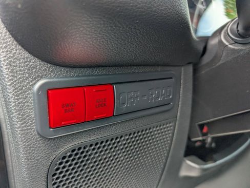 Used 2015 Jeep Wrangler Rubicon AWD/4WD image 22