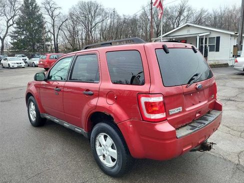 Used 2011 Ford Escape XLT w/ 201A Rapid Spec Order Code image 2
