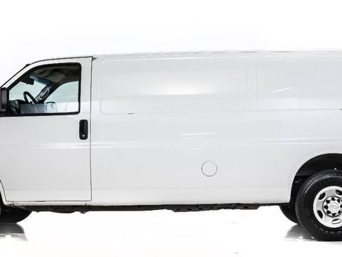Used 2014 Chevrolet Express 3500 Extended RWD image 6