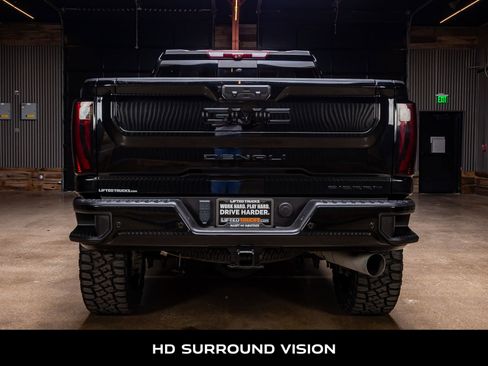 Used 2024 GMC Sierra 2500 Denali Ultimate image 8
