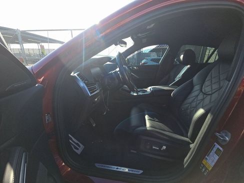 Used 2023 BMW X6 xDrive40i w/ M Sport Package image 4