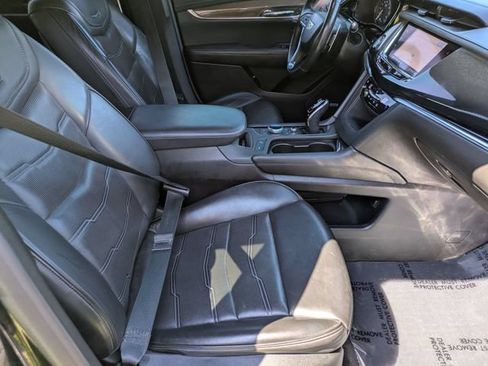 Used 2020 Cadillac XT6 Sport w/ Platinum Package AWD/4WD image 32