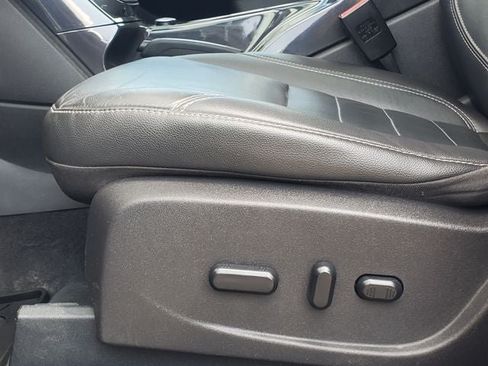 Used 2016 Ford Escape Titanium w/ Canadian Touring Package AWD/4WD image 6