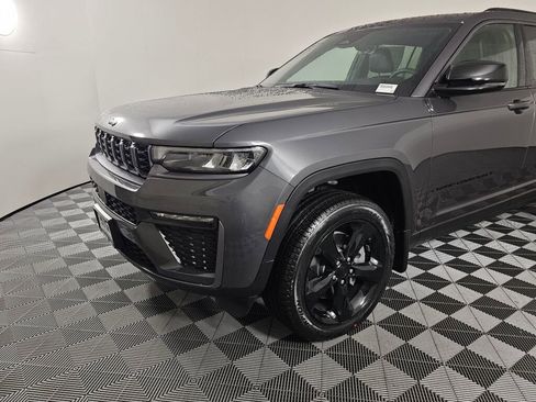 New 2026 Jeep Grand Cherokee L Limited w/ Limited Altitude Package image 10