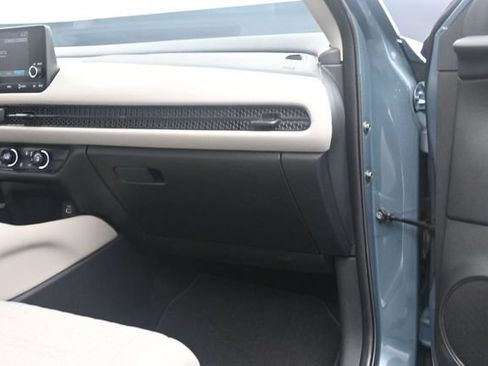 Used 2025 Honda HR-V LX image 27