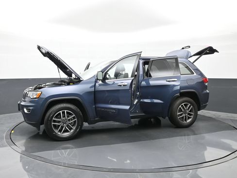 Used 2021 Jeep Grand Cherokee Limited AWD/4WD image 48