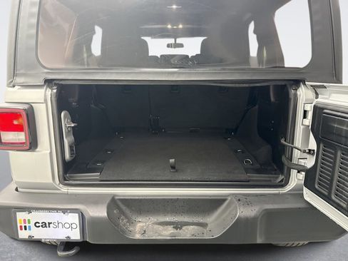 Used 2022 Jeep Wrangler Unlimited Sport AWD/4WD image 18