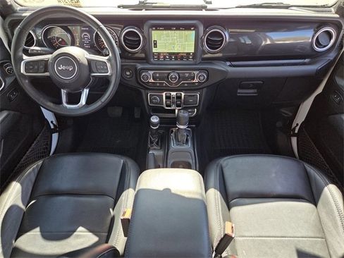 Certified 2022 Jeep Wrangler Unlimited Sahara image 16