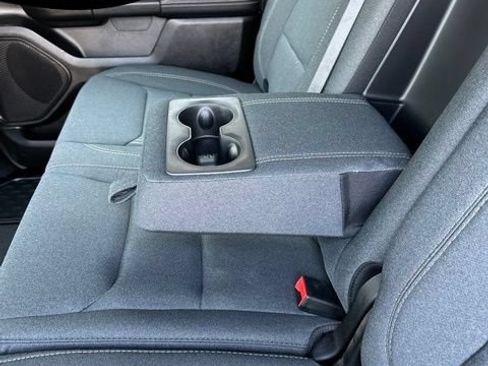 Used 2022 RAM 1500 Big Horn AWD/4WD image 31