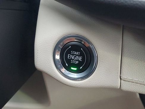 Certified 2023 Buick Envision Avenir image 25