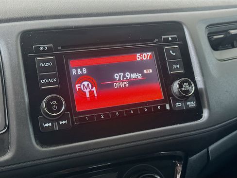 Used 2016 Honda HR-V LX image 19