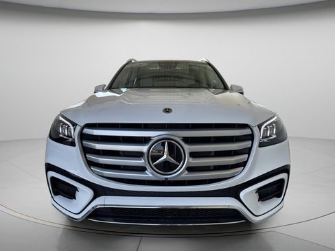 Certified 2026 Mercedes-Benz GLS 450 4MATIC image 7