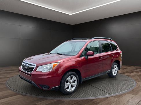Used 2015 Subaru Forester 2.5i Premium w/ All-Weather Package AWD/4WD image 4