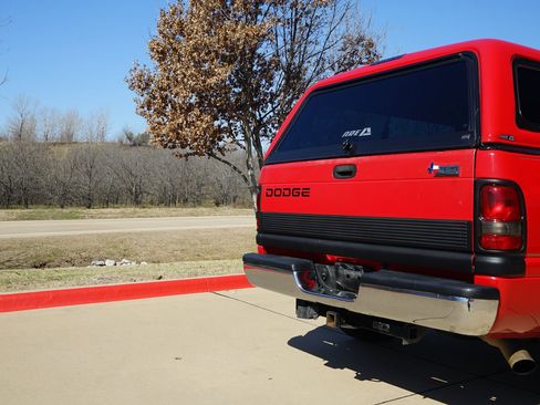Used 1999 Dodge Ram 2500 Truck 2WD Quad Cab image 30
