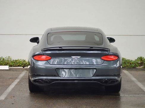 Used 2021 Bentley Continental GT image 10
