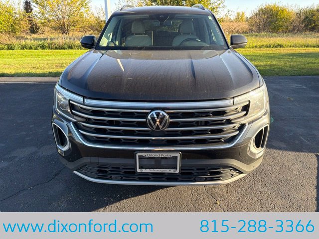 Used 2024 Volkswagen Atlas SE AWD/4WD image 9