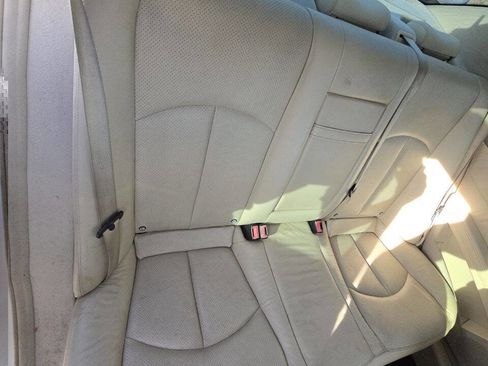 Used 2006 Mercedes-Benz E 350 4MATIC Sedan image 22