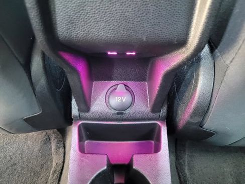 Used 2014 Ford Fiesta SE FWD image 13