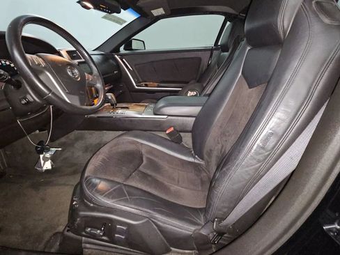 Used 2006 Cadillac XLR V image 11