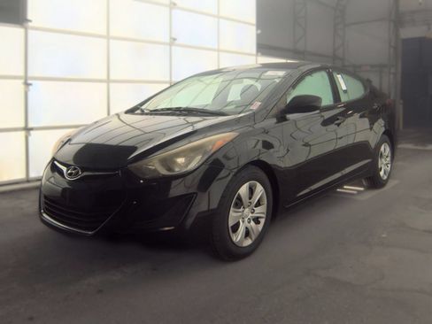 Used 2016 Hyundai Elantra SE FWD image 1