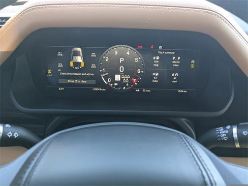 Used 2024 Land Rover Defender 110 X-Dynamic SE image 27