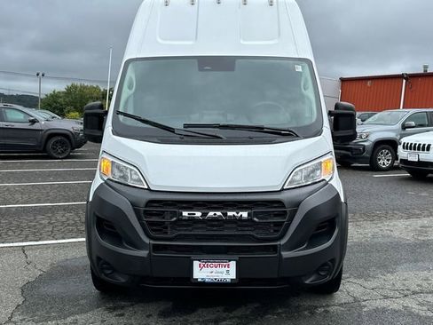 Used 2024 RAM ProMaster 3500 FWD image 6