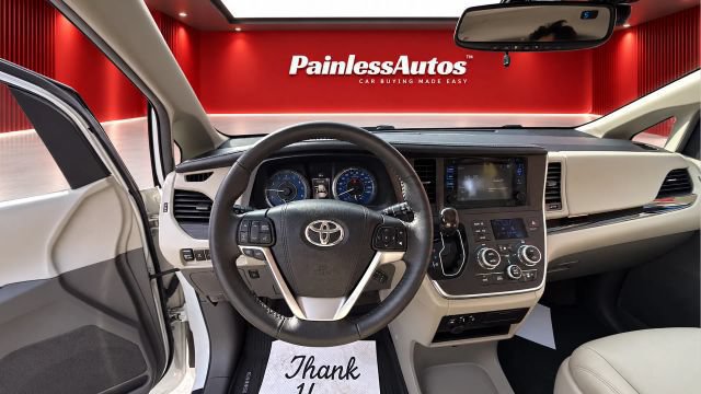 Used 2017 Toyota Sienna XLE w/ XLE Navigation Package FWD image 23