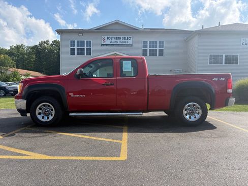 Used 2013 GMC Sierra 1500 W/T w/ Work Truck Plus Package AWD/4WD image 1