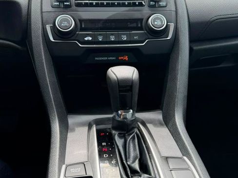 Used 2018 Honda Civic LX image 22