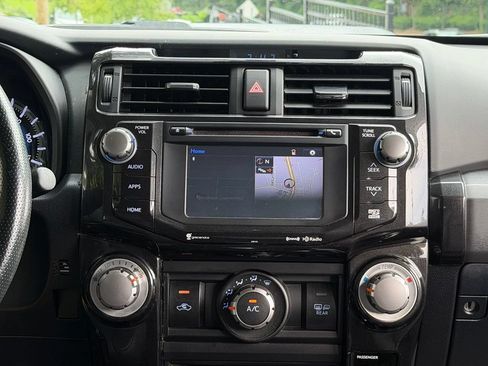 Used 2017 Toyota 4Runner TRD Off-Road Premium AWD/4WD image 48