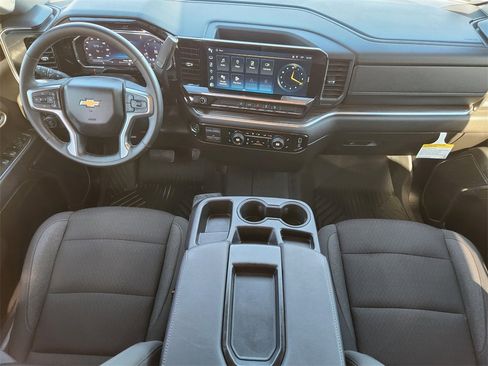 Used 2024 Chevrolet Silverado 3500 LT w/ Convenience Package image 24