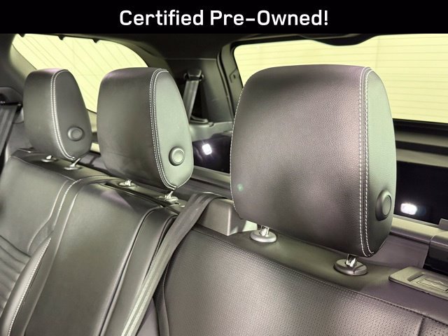 Used 2025 Land Rover Discovery S AWD/4WD image 23