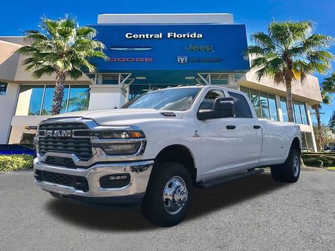 New 2026 RAM 3500 Tradesman AWD/4WD image 9